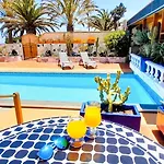 Madora - Private Pool, Amazing Garden, Sea View, Quiet Location Вилла *