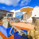 Вилла Madora - Private Pool, Amazing Garden, Sea View, Quiet Location *