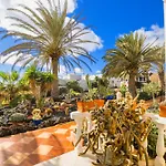 Madora - Private Pool, Amazing Garden, Sea View, Quiet Location Вилла *