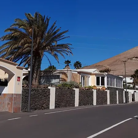 Вилла Madora - Private Pool, Amazing Garden, Sea View, Quiet Location